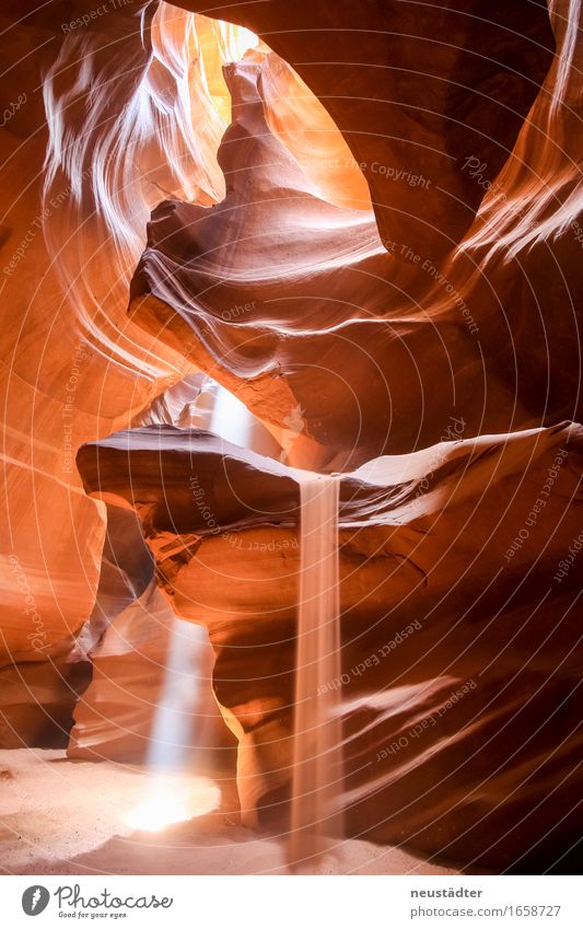 Antelope Canyon V Nature Earth Sand Sun Sunlight Stone Exceptional Fantastic Natural Brown Yellow Gold Orange Beautiful Adventure Esthetic Uniqueness Discover