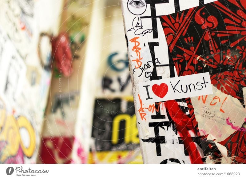 I <3 Art Culture Youth culture Subculture Media Print media Reading Label Berlin Town House (Residential Structure) Building Wall (barrier) Wall (building)