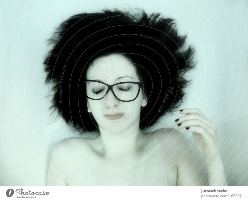 crime scene Woman Young woman Eyeglasses hair Underwater photo Body in the water Bathtub Face drowned Murder Drown Crime thriller Death Water Swimming & Bathing