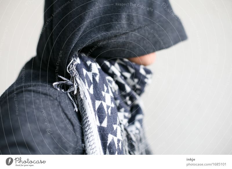 Bluejack, best undetected! Style 1 Human being Hooded sweater Hooded jacket Rag Scarf Hooded (clothing) Reluctance Shame Unidentified Hide Concealed Identify
