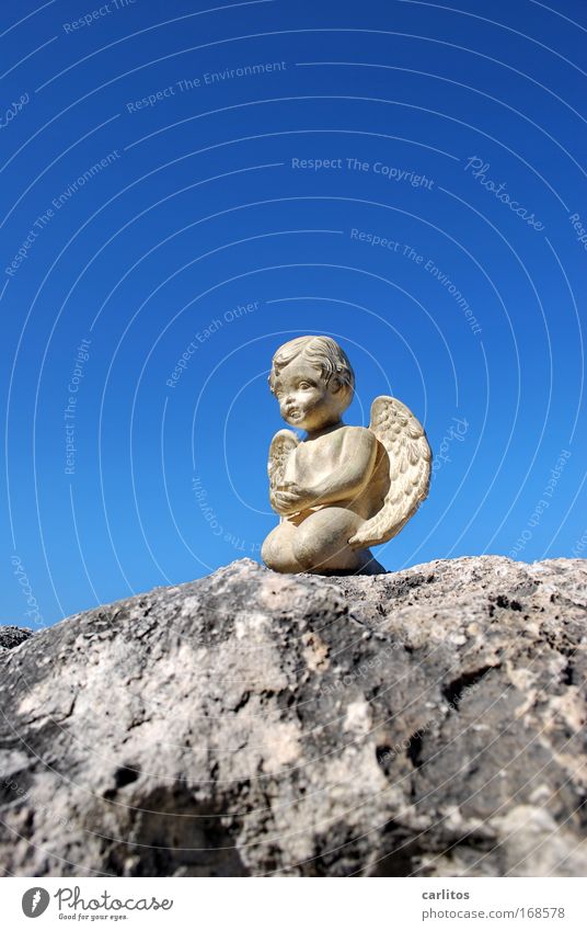 When angels travel Wide angle Art Sculpture Sky Kitsch Odds and ends Kneel Smiling Sit Dream Wait Esthetic Blue Gold Trust Sympathy Peaceful Goodness Patient