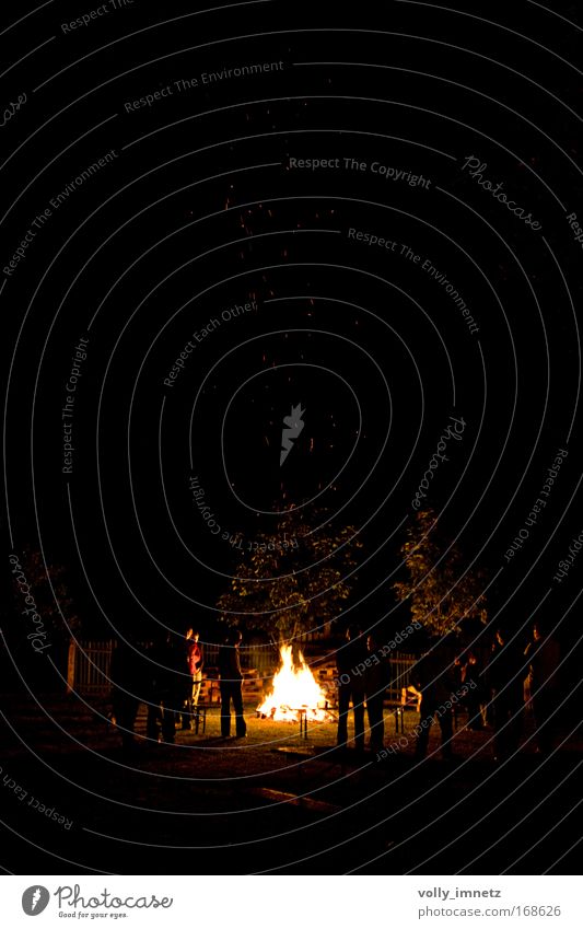 camp fire chief Colour photo Exterior shot Copy Space top Twilight Night Light Shadow Contrast Silhouette Light (Natural Phenomenon) Central perspective