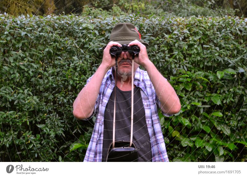 I see you! (No. 90) Hunting Summer Garden Birthday Binoculars Masculine Male senior Man Head 1 Human being 60 years and older Senior citizen Beautiful weather