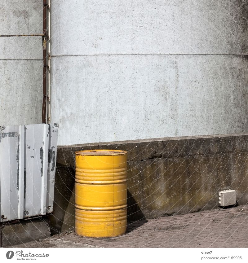 propellant Colour photo Multicoloured Exterior shot Deserted Copy Space top Deep depth of field House building Moving (to change residence) Construction site