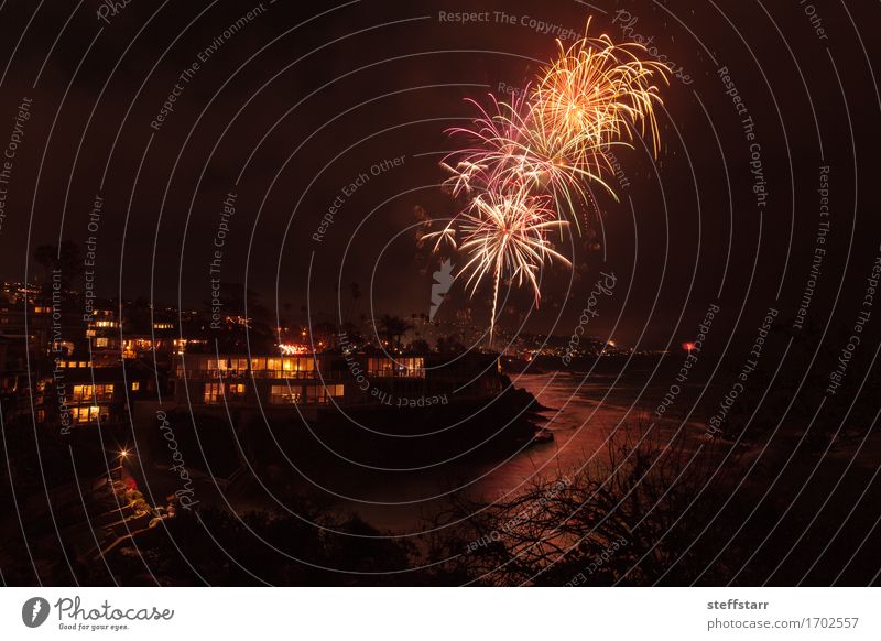 Laguna Beach fireworks Lifestyle Joy Leisure and hobbies Vacation & Travel Tourism Adventure Summer Night life Entertainment Feasts & Celebrations