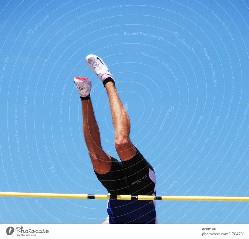 neck over head Colour photo Exterior shot Copy Space left Copy Space right Copy Space top Day Sports Track and Field Sportsperson High jump Pole-vault