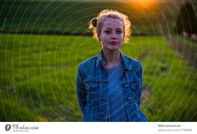 Alexa in the evening light. Human being Feminine Young woman Youth (Young adults) 1 18 - 30 years Adults Environment Nature Landscape Grass Meadow Field