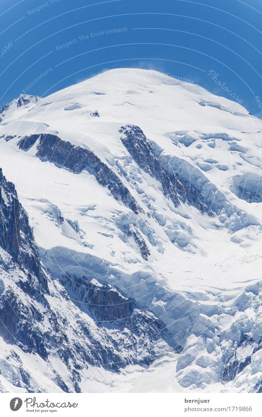 Monte Bianco Environment Mountain Mont Blanc Peak Snowcapped peak Tourist Attraction Illuminate Exceptional Blue White Glacier Ice France Savoie Sunlight Wind