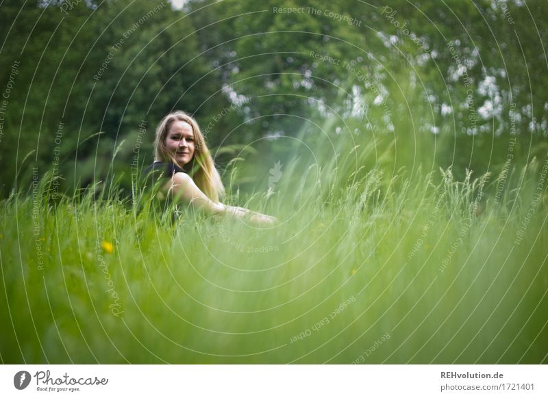 Jacki in the grass Leisure and hobbies Trip Feminine Young woman Youth (Young adults) 1 Human being 18 - 30 years Adults Environment Nature Landscape Grass