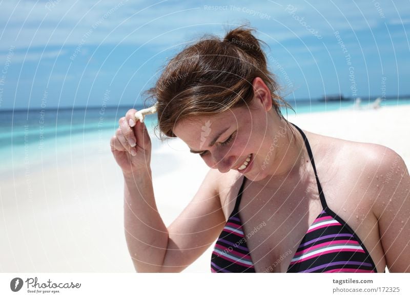 JOKING joking fool around Colour photo Copy Space left Woman Maldives Angaga Beach India Ocean Sand Summer Sun Scratch scratch one's head Think Laughter Smiling