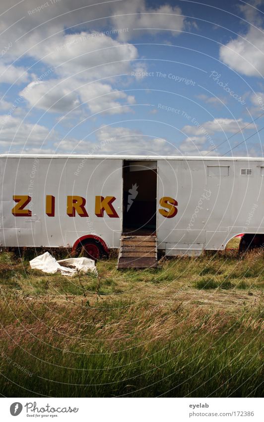 ZIRK[ ]S Colour photo Exterior shot Detail Copy Space top Copy Space bottom Day Shadow Sunlight Long shot Services Art Artist Stage Puppet theater Circus Event