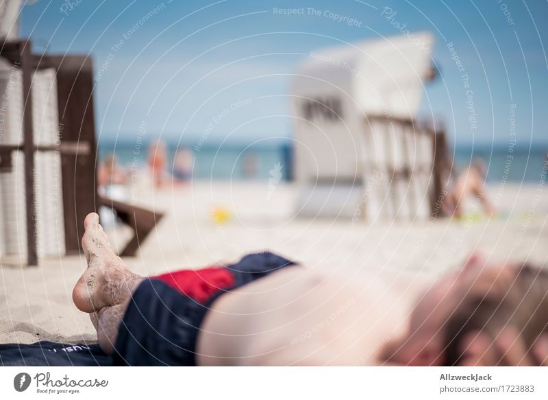 beachlife 2 Vacation & Travel Summer Summer vacation Sun Sunbathing Beach Ocean Masculine Young man Youth (Young adults) Feet 1 Human being 18 - 30 years Adults