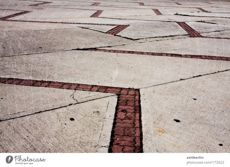 Bitterfelder Weg Places Parking lot Sidewalk off Paving tiles Concrete pavement Paving stone Cobblestones Stone Building stone Pattern Structures and shapes