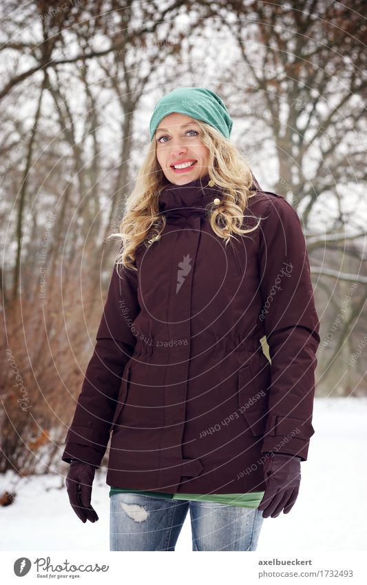 blond woman in winter fashion Lifestyle Joy Leisure and hobbies Winter Snow Human being Feminine Young woman Youth (Young adults) Woman Adults 1 30 - 45 years