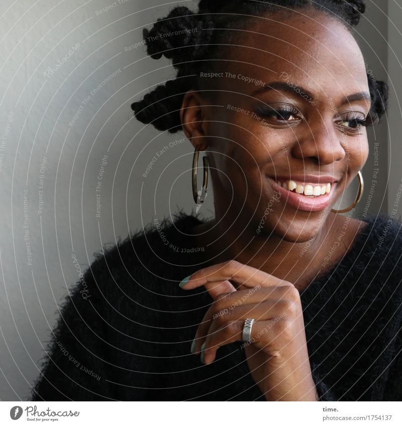 . Room Feminine 1 Human being Sweater Jewellery Ring Earring Hair and hairstyles Black-haired Short-haired Curl Afro Blossoming Relaxation Smiling Laughter