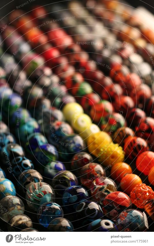 glass beads Colour photo Studio shot Close-up Experimental Abstract Pattern Artificial light Reflection Deep depth of field Central perspective Decoration