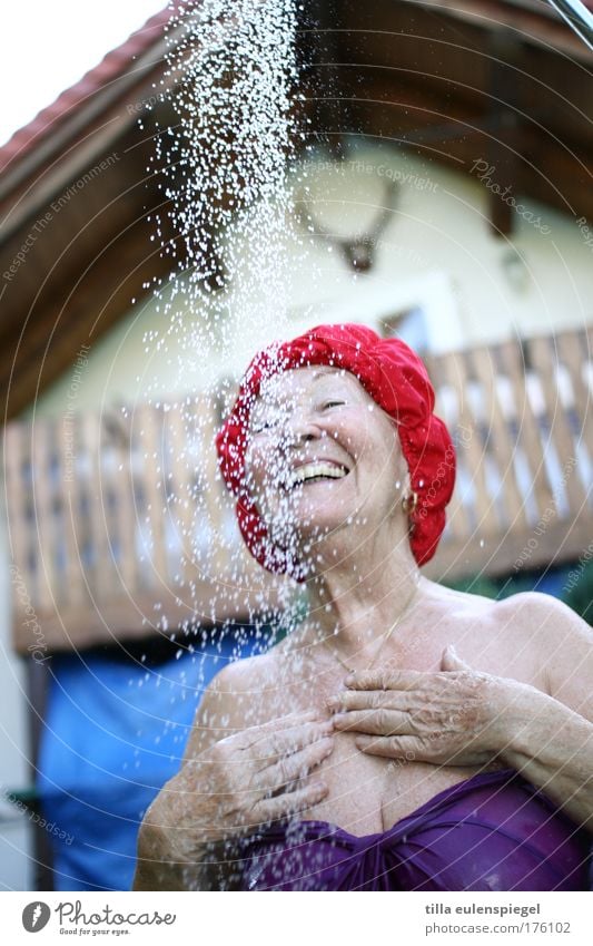 Grandma loves that. Feminine Female senior Woman Senior citizen Life 1 Human being 60 years and older Summer Swimsuit Bathing cap Laughter Authentic Healthy