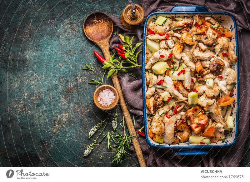 Casserole with chicken and vegetables Food Meat Vegetable Herbs and spices Cooking oil Nutrition Lunch Dinner Buffet Brunch Banquet Organic produce Diet