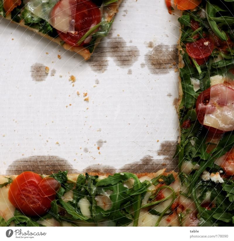pizza Colour photo Interior shot Close-up Detail Copy Space left Copy Space middle Bird's-eye view Food Vegetable Tomato Nutrition Vegetarian diet Fast food