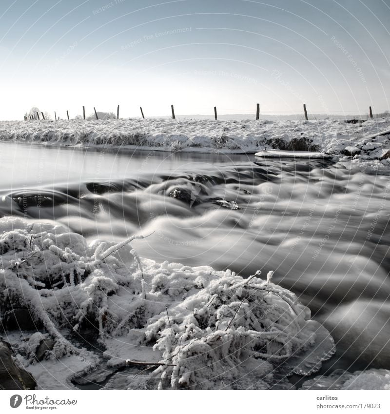[press] I don't like [/press] Subdued colour Long exposure Motion blur Wide angle Winter Water Ice Frost River bank Relaxation Freeze Esthetic Firm Fluid Fresh
