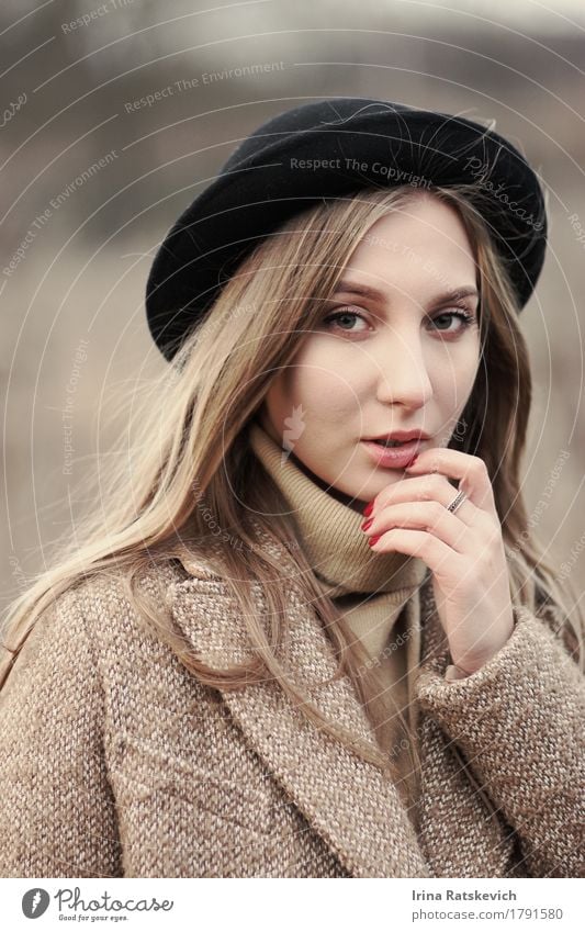 autumn portrait of beautiful girl Young woman Youth (Young adults) Woman Adults Hair and hairstyles 1 Human being 18 - 30 years Fashion Sweater Coat Ring Hat