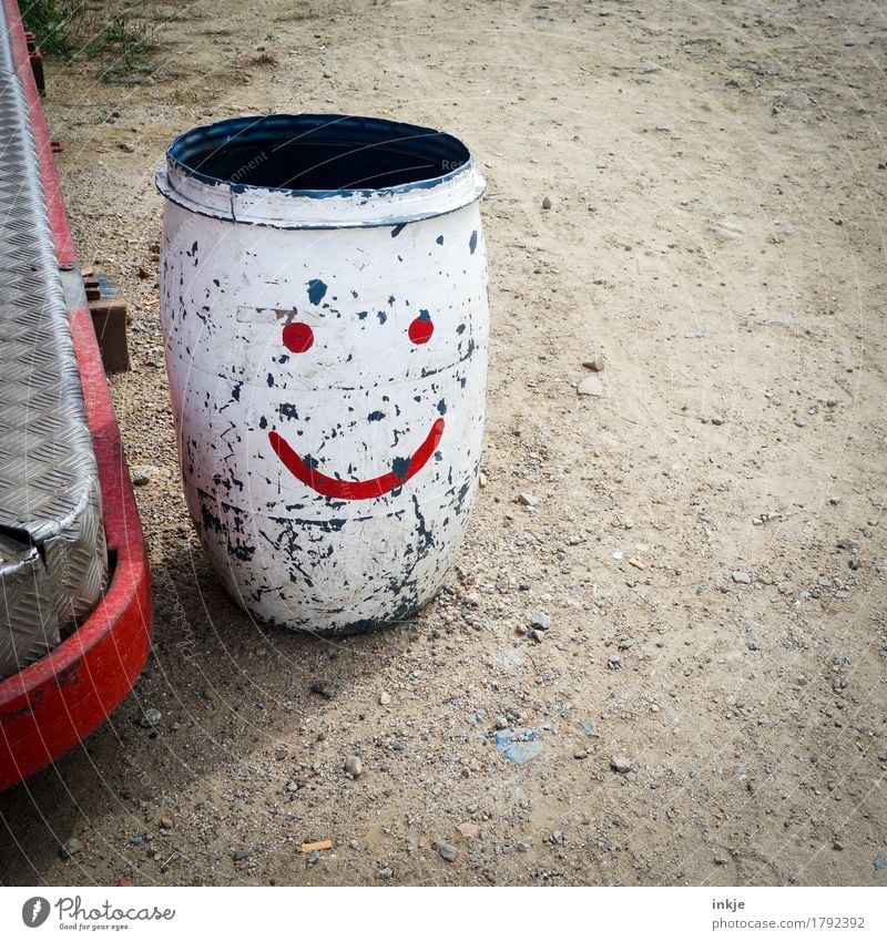 Please kindly Fairs & Carnivals Deserted Keg Trash container Bucket Sign Smiley Old Dirty Friendliness Red Arrangement Services Scratched Colour photo