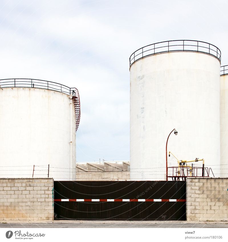 tank farm Colour photo Subdued colour Exterior shot Deserted Deep depth of field Long shot Industry Energy industry Port City Industrial plant Harbour