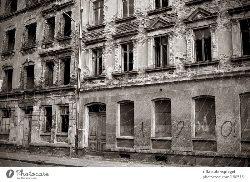 (n)ostalgia Black & white photo Exterior shot Structures and shapes Deserted Day House (Residential Structure) Leipzig Town Building Facade Window Door Stone