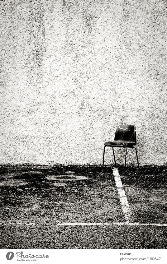 seat Black & white photo Exterior shot Deserted Copy Space left Copy Space right Copy Space top Copy Space middle Day Places Manmade structures Chair Empty
