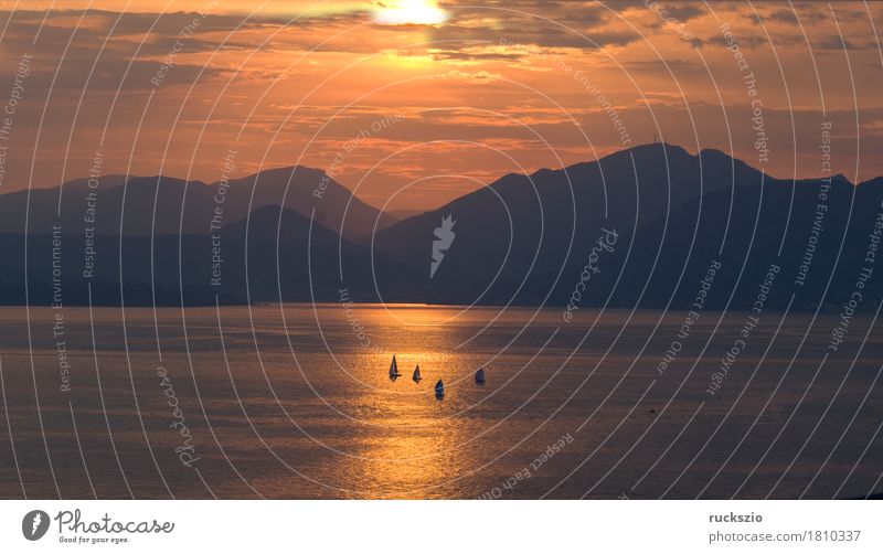 Sunset, Evening, Lake Garda, Leisure and hobbies Vacation & Travel Mountain Landscape Water Clouds Alps Sailboat Watercraft Moody Dusk Italy Impression rays