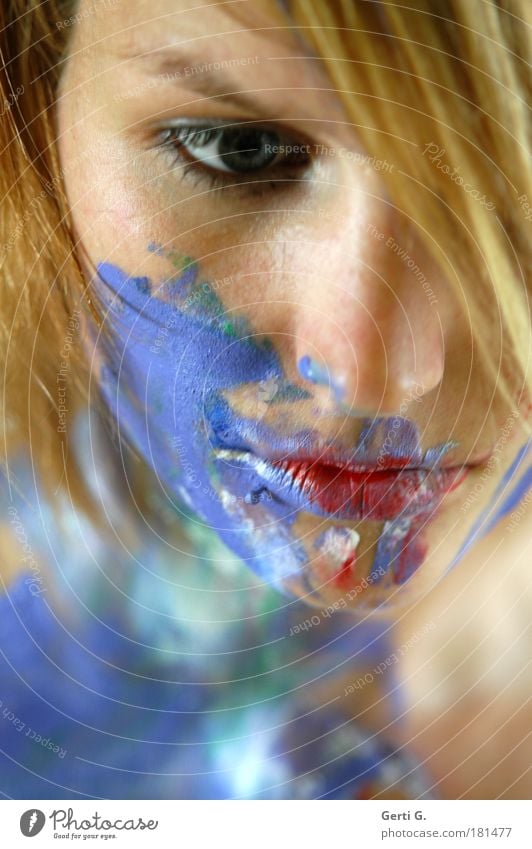 *quiet Face Woman Blonde Beautiful Painted Bodypainting Mouth Colour Think Meditative Calm Eyes Nose Portrait photograph Shallow depth of field Perspective