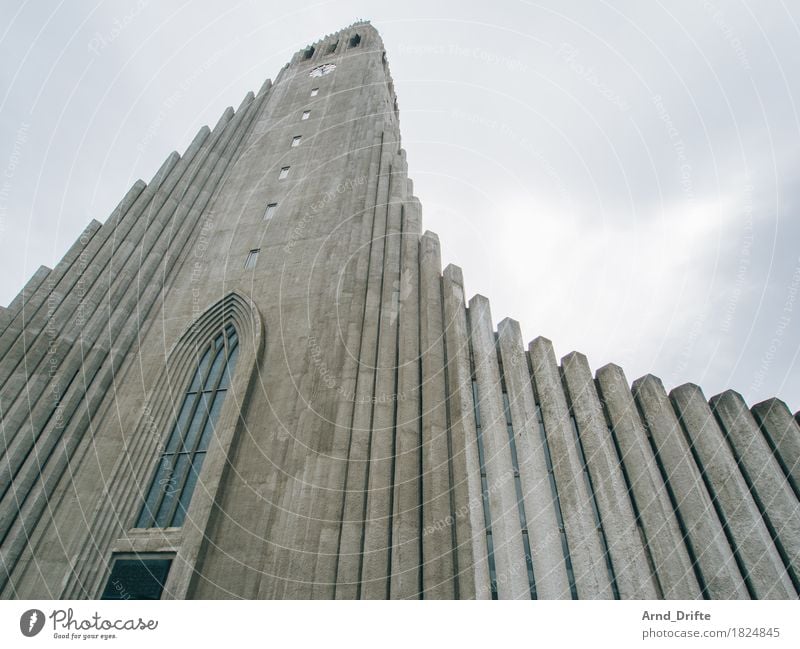 Hallgrímskirkja Vacation & Travel Tourism Sightseeing City trip Sky Clouds Bad weather Reykjavík Iceland Town Capital city Downtown Church Tourist Attraction