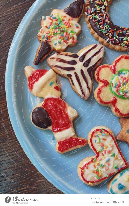 *Christmas cookies* Detail II Food Dough Baked goods Candy Chocolate Nutrition To have a coffee Vegetarian diet Slow food Finger food Plate Handcrafts
