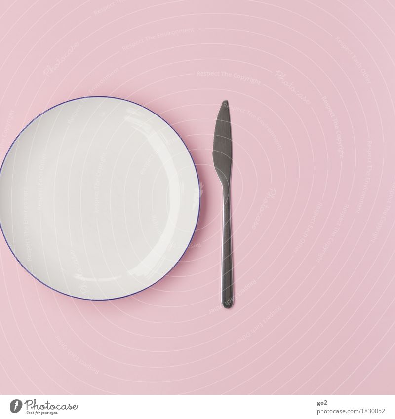 Plates and knives Nutrition Diet Crockery Cutlery Knives Esthetic Pink White Thrifty Empty Colour photo Interior shot Studio shot Close-up Deserted