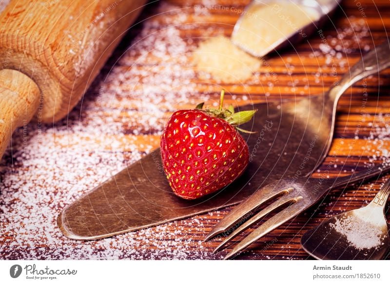 Grandma bakes cake Food Fruit Dough Baked goods Dessert Strawberry Strawberry pie Cake Baking Confectioner`s sugar Nutrition To have a coffee Cutlery