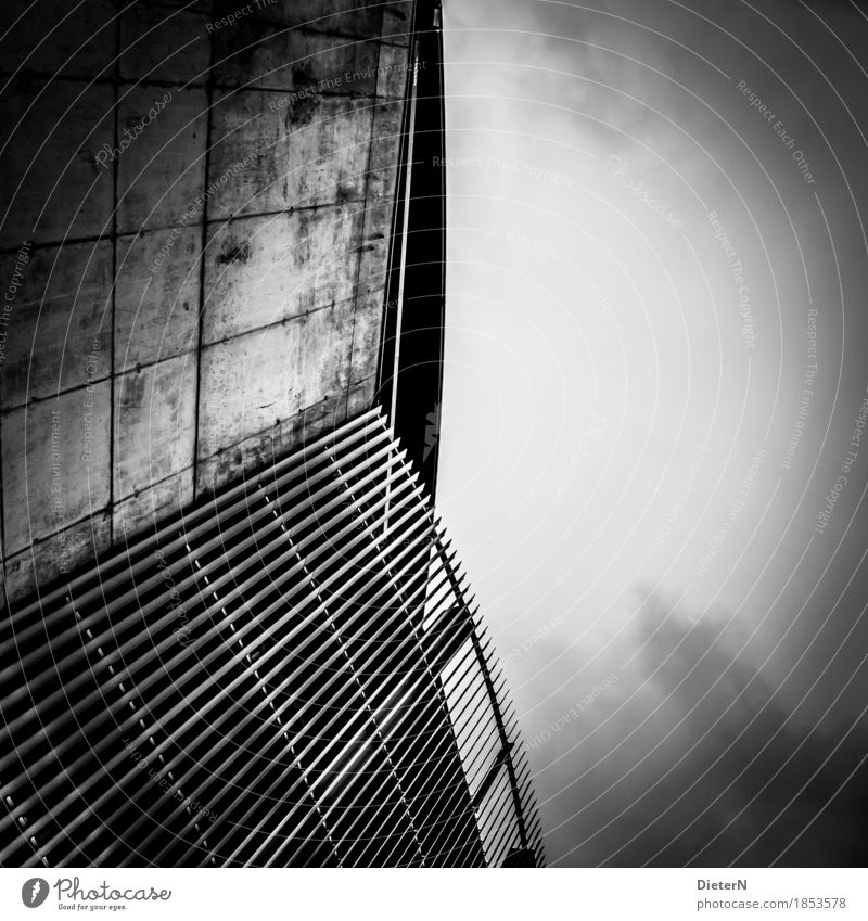 lines Town Deserted House (Residential Structure) Manmade structures Building Architecture Wall (barrier) Wall (building) Facade Gray Black White Skyward Clouds