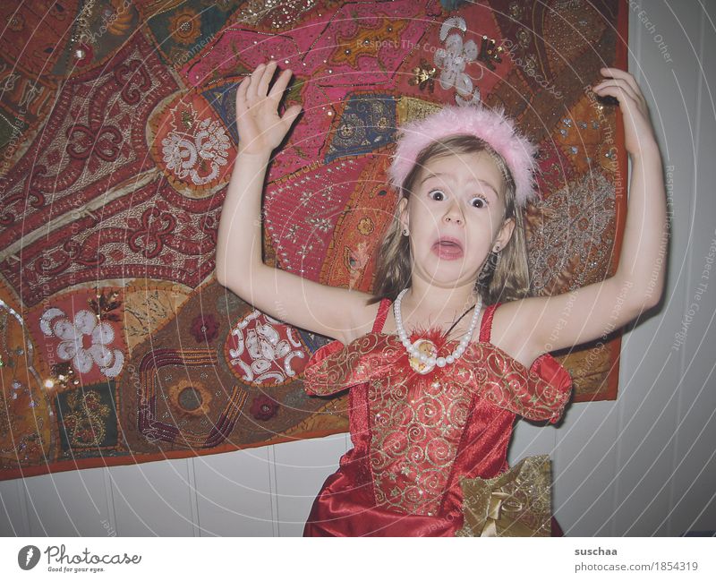 little drama queen Child Girl Infancy Absurdity Funny Attention deficit syndrome Ritalin 3 - 8 years Happiness Red Euphoria Life Joy Crazy Wild Carnival costume