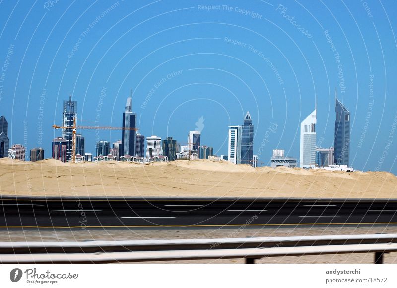 small skyline High-rise Dubai Downtown Architecture emirates towers Skyline rut Sand Street