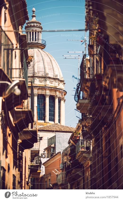 Milan Italy September 7 2017 Facade Stock Photo 712532167