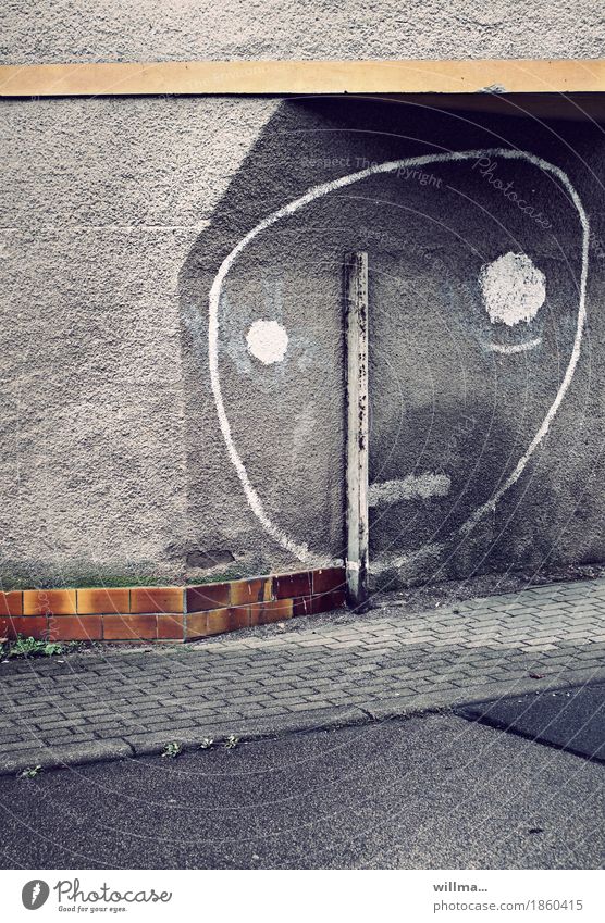 niche existence Smiley sad dreariness Graffiti Subculture Wall (building) Wall (barrier) Gray Face Niche Earmarked Graphic Sadness Prop Brick Funny