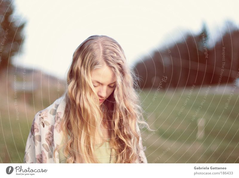 DREAM LOUDER Feminine Head Hair and hairstyles Face Landscape Hill Scarf Blonde Long-haired Beautiful Emotions Dream Longing Movement Identity Stagnating Moody
