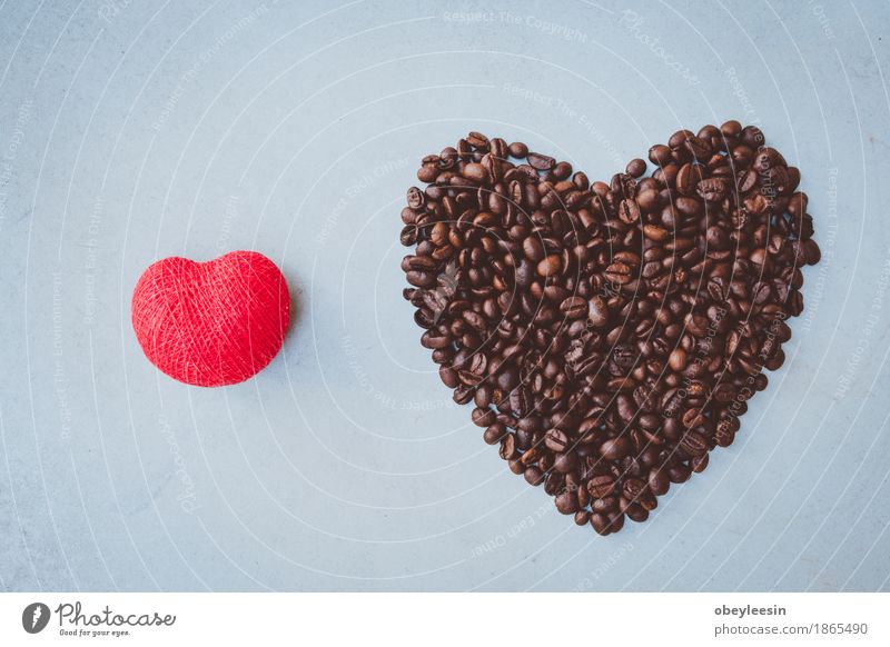 red heart beside coffee beans Lifestyle Elegant Style Design Joy Happy House (Residential Structure) Nature Adventure Colour photo Multicoloured Close-up Detail