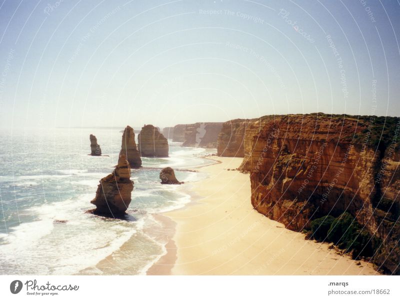 Twelve Apostels Great Ocean Road Surf Wet South Coast Sandstone Cliff Corner Australia 12 Twelve Apostles Beach Water Flying Rock marqs