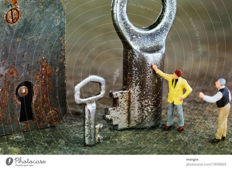 Miniwelten - No, the little one! Workplace Construction site Services Craft (trade) Technology Human being Masculine Man Adults 2 Brown Yellow Key Keyhole