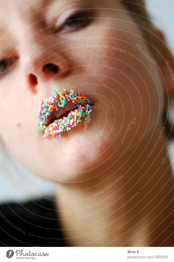 Sugar face again. Food Dessert Candy Nutrition Young woman Youth (Young adults) Face Mouth Lips Teeth 1 Human being 18 - 30 years Adults Multicoloured Desire