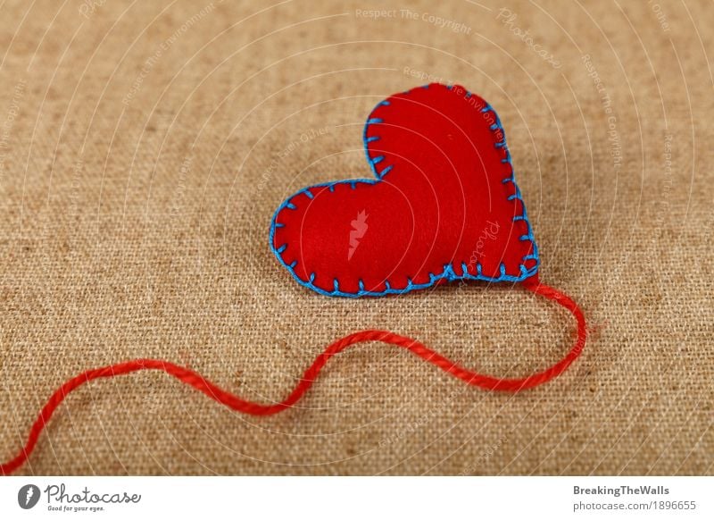 Red felt craft stitched heart with twine thread on canvas Leisure and hobbies Handicraft Handcrafts Valentine's Day Mother's Day Rope Art Cloth Heart Love