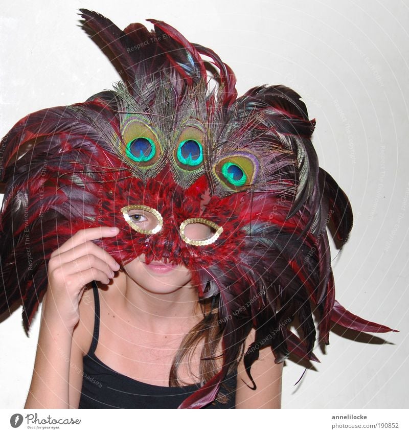 masquerade Playing Living or residing Feasts & Celebrations Carnival Human being Feminine Girl Infancy Youth (Young adults) Eyes Arm Hand Bird Wing Smiling