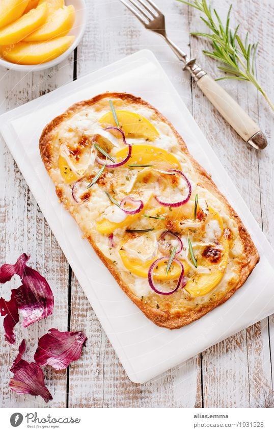 Flammkuchen with peaches and goat cheese tarte flambée Dish Food photograph Healthy Eating Peach Fruit Hearty Goat`s cheese camembert Onion Cooking recipe