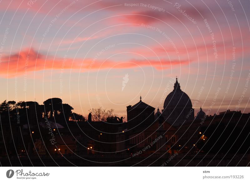 St. Peter's Basilica at sunset Vacation & Travel Tourism Sightseeing City trip Culture Sky Horizon Sunrise Sunset Beautiful weather Rome Town Downtown Church
