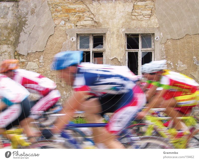 Tour de France Helmet Jersey Bicycle Window House (Residential Structure) Speed Red Wall (building) Cycle race Deutsche Telekom Hundred-metre sprint Doping
